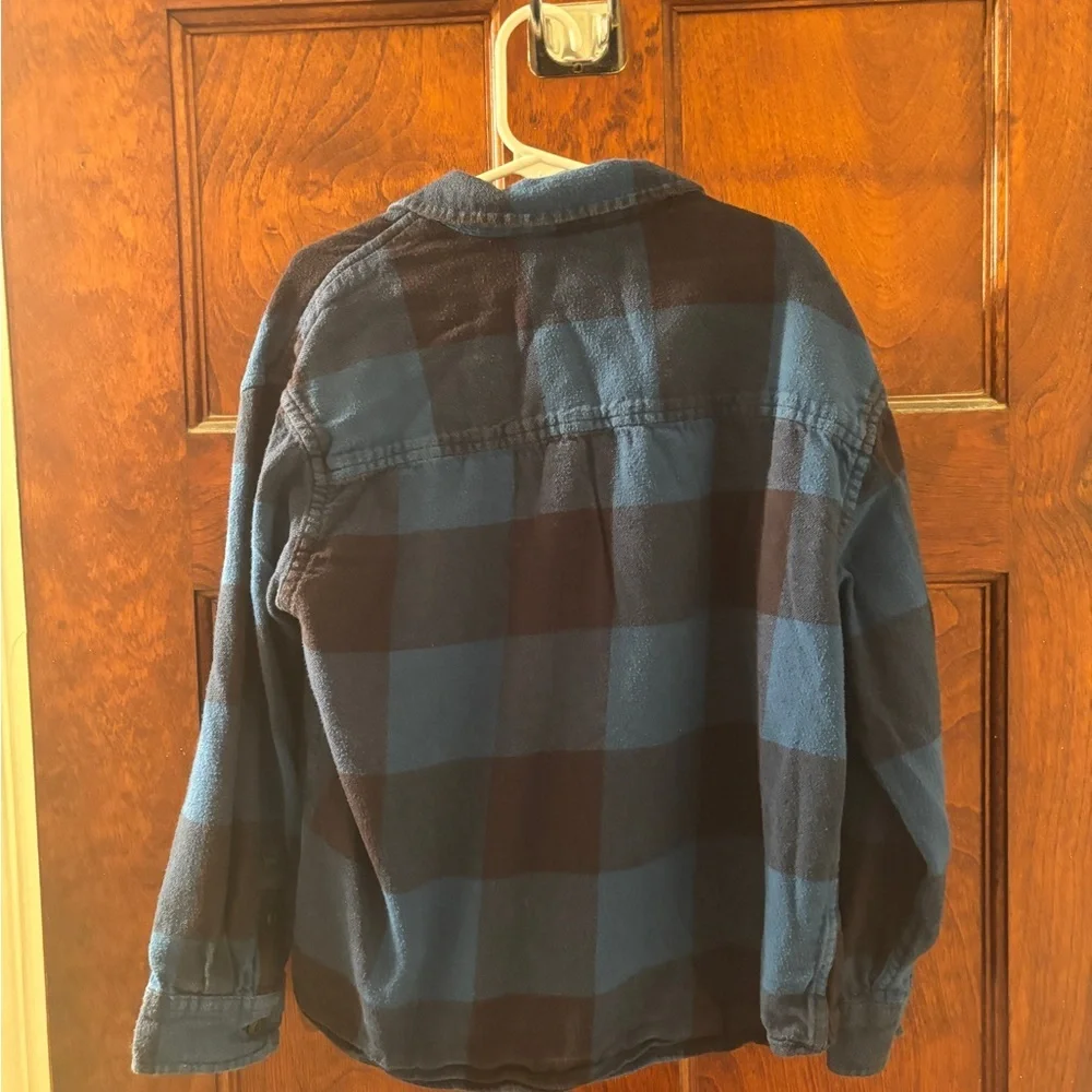 Zara Boy’s Sz 8 Black and Blues Checkered, Collared, Button-down LLS. VGUC